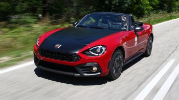 : Fiat 124 Spider